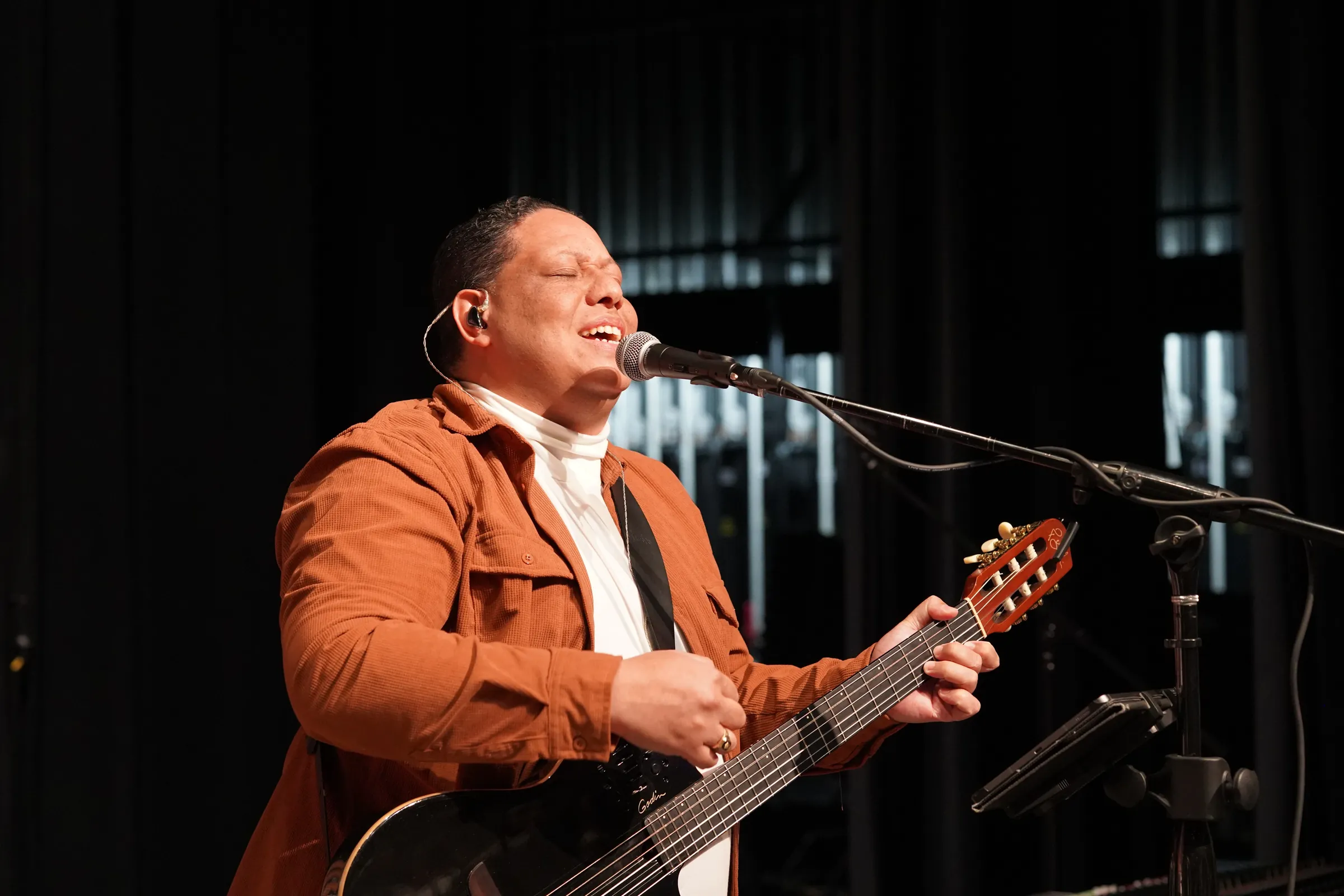 Marvin Núñez en el escenario